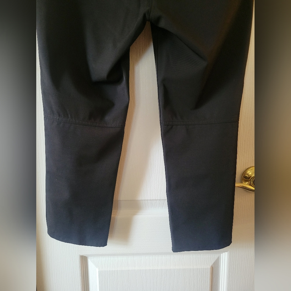 Theory Black Wool Blend Capri Cropped Dress Pants Trousers Women's Size 4 - Picture 5 of 10